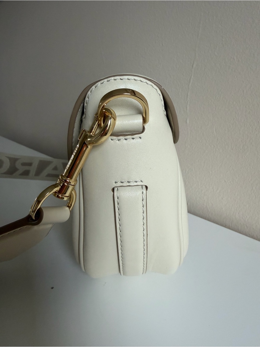 New Marc Jacobs The J Marc Small Saddle Bag Cloud white - Picture 5 of 15